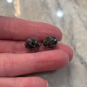 COPY - Kendra Scott studs